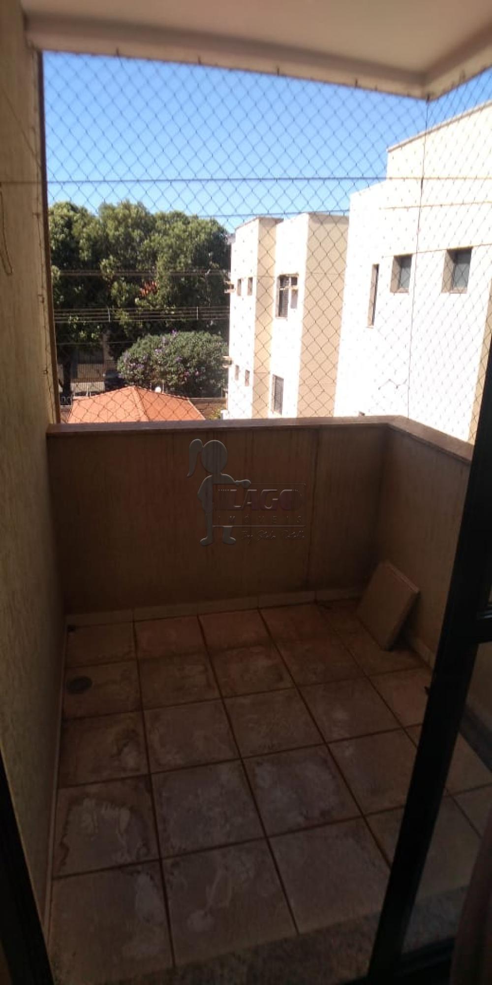 Alugar Apartamento / Padrão em Ribeirão Preto R$ 800,00 - Foto 2