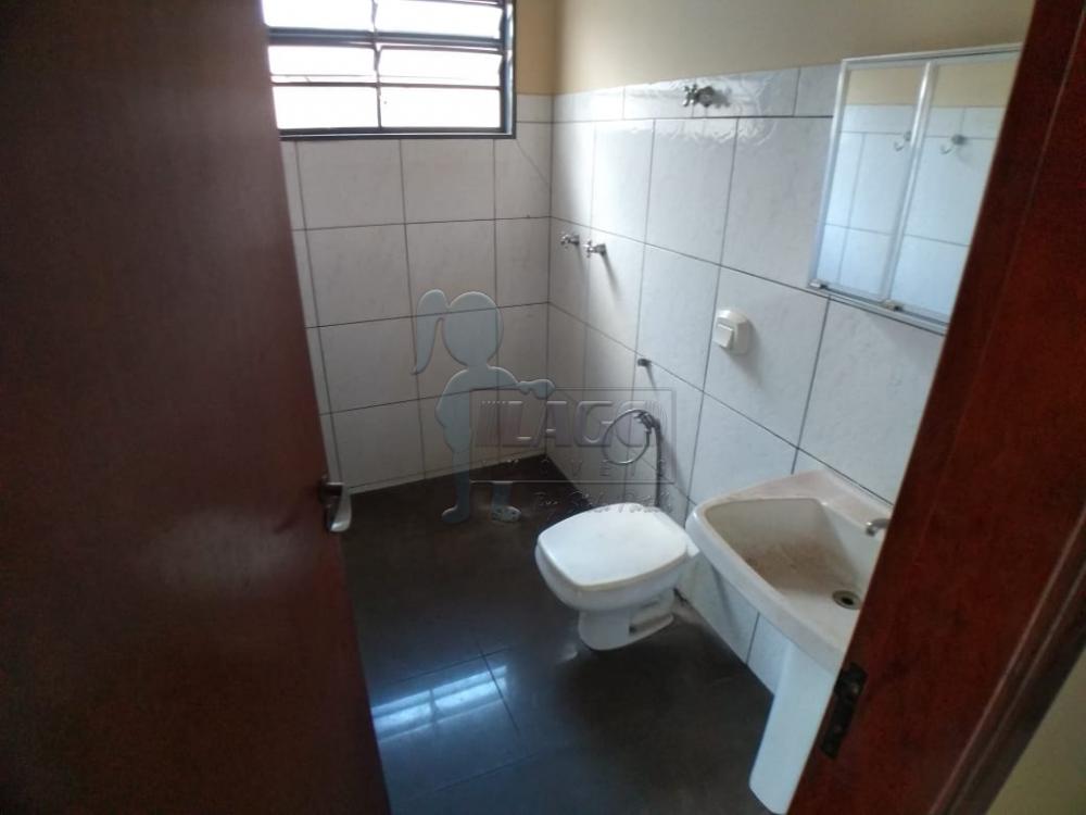 Alugar Casa / Padrão em Ribeirão Preto R$ 1.000,00 - Foto 13