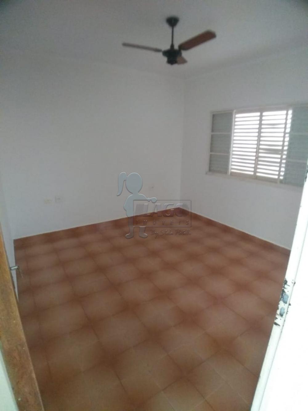 Alugar Casa / Padrão em Ribeirão Preto R$ 1.100,00 - Foto 9