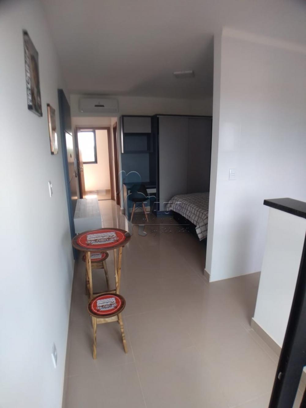 Alugar Apartamento / Padrão em Ribeirão Preto R$ 1.500,00 - Foto 1