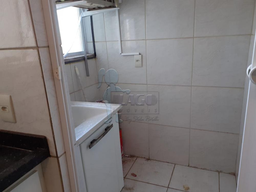 Alugar Apartamento / Padrão em Ribeirão Preto R$ 900,00 - Foto 4