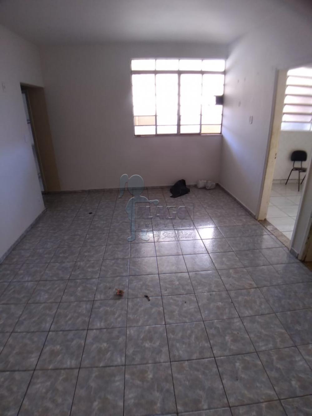 Alugar Apartamento / Padrão em Ribeirão Preto R$ 600,00 - Foto 1