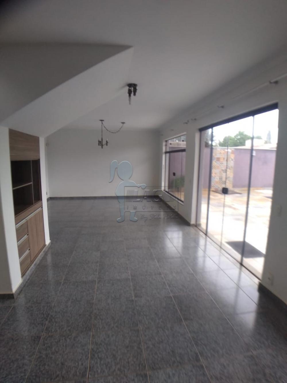 Alugar Casa / Padrão em Ribeirão Preto R$ 2.300,00 - Foto 4