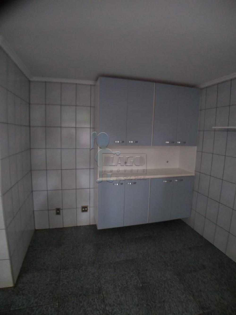 Alugar Casa / Padrão em Ribeirão Preto R$ 2.300,00 - Foto 24