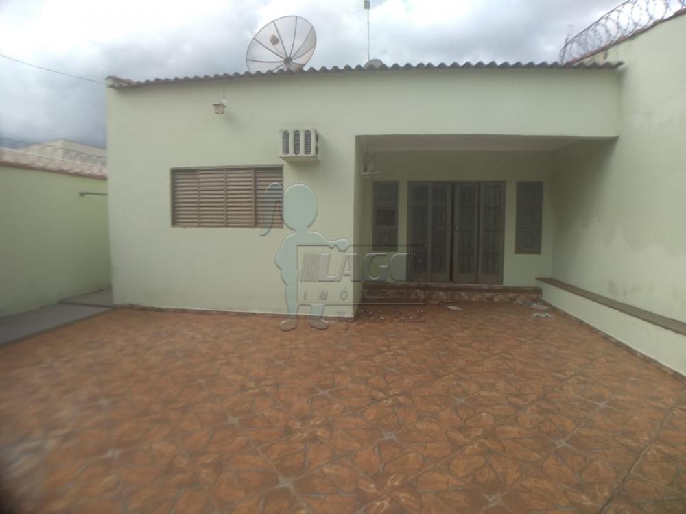 Alugar Casa / Padrão em Ribeirão Preto R$ 1.400,00 - Foto 1