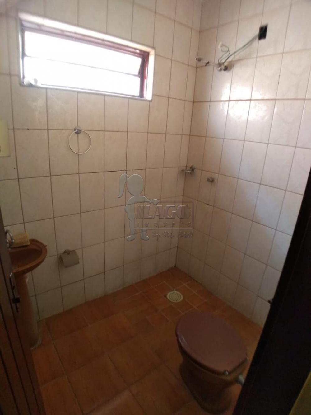 Alugar Casa / Padrão em Ribeirão Preto R$ 1.400,00 - Foto 11