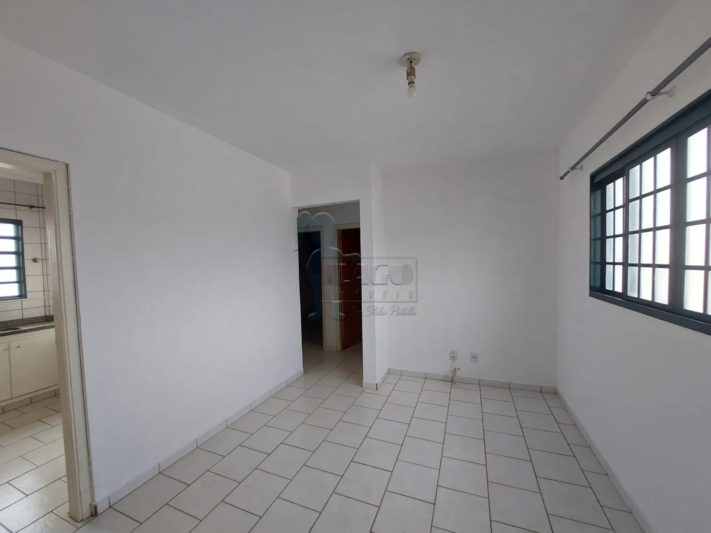 Alugar Apartamento / Padrão em Ribeirão Preto R$ 990,00 - Foto 1