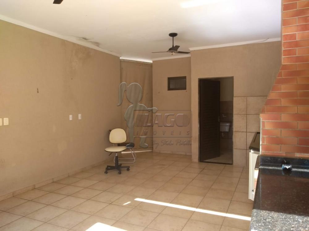 Alugar Casa / Padrão em Ribeirão Preto R$ 1.900,00 - Foto 12