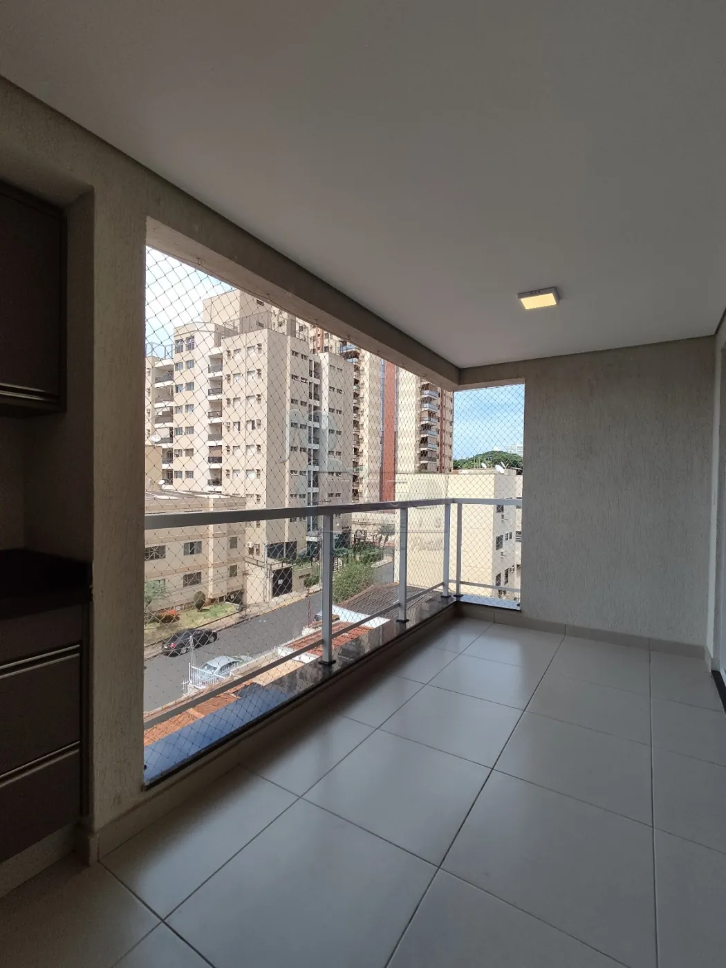 Alugar Apartamentos / Padrão em Ribeirão Preto R$ 1.800,00 - Foto 12