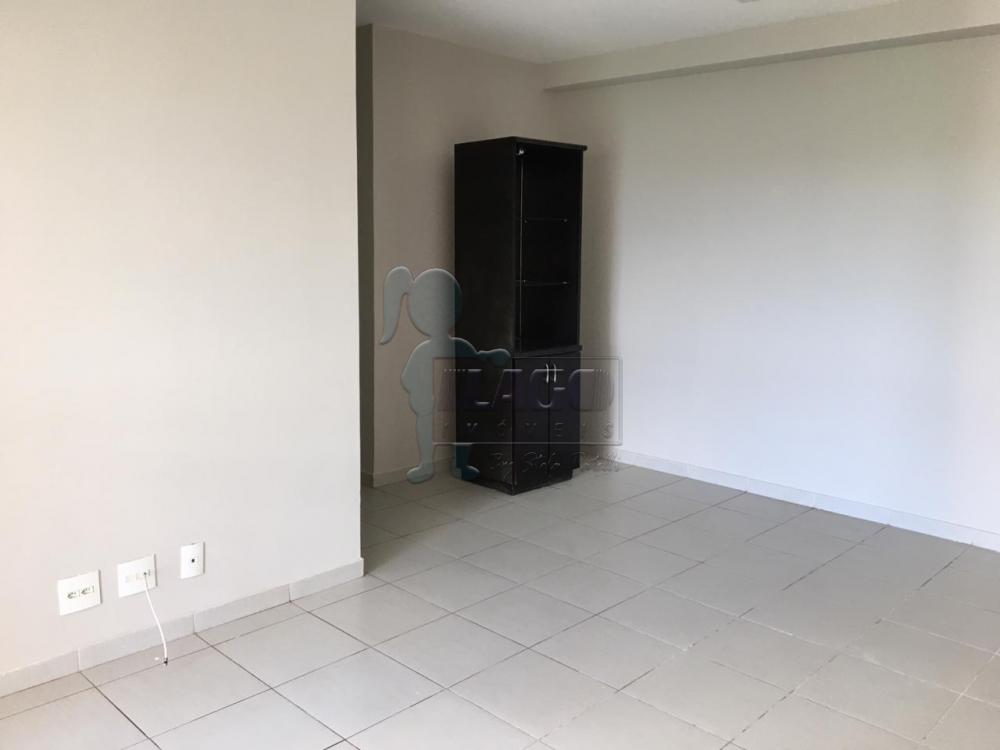 Alugar Apartamento / Padrão em Ribeirão Preto R$ 1.800,00 - Foto 1