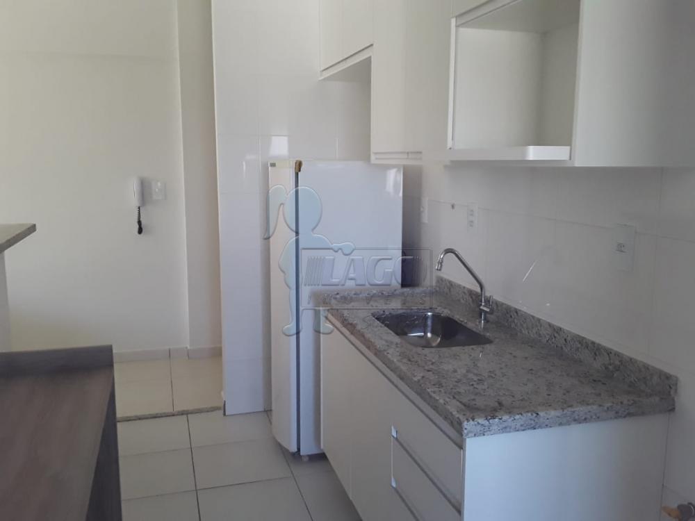 Alugar Apartamento / Padrão em Ribeirão Preto R$ 1.200,00 - Foto 9