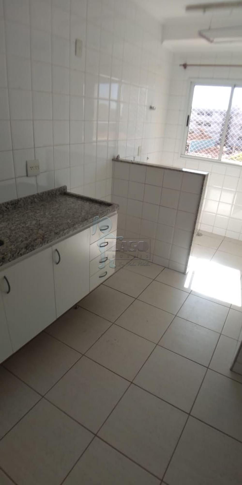 Alugar Apartamento / Padrão em Ribeirão Preto R$ 1.100,00 - Foto 15