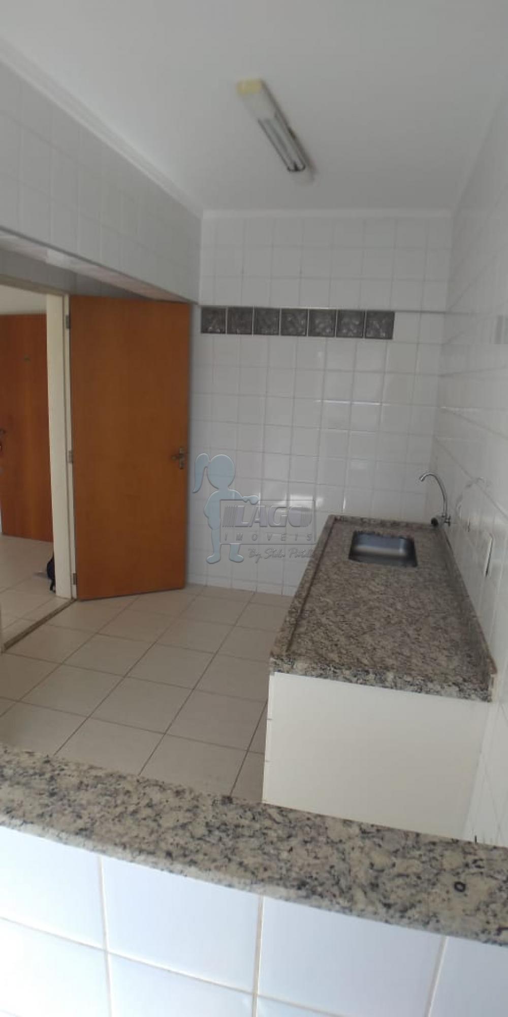 Alugar Apartamentos / Padrão em Ribeirão Preto R$ 1.100,00 - Foto 5