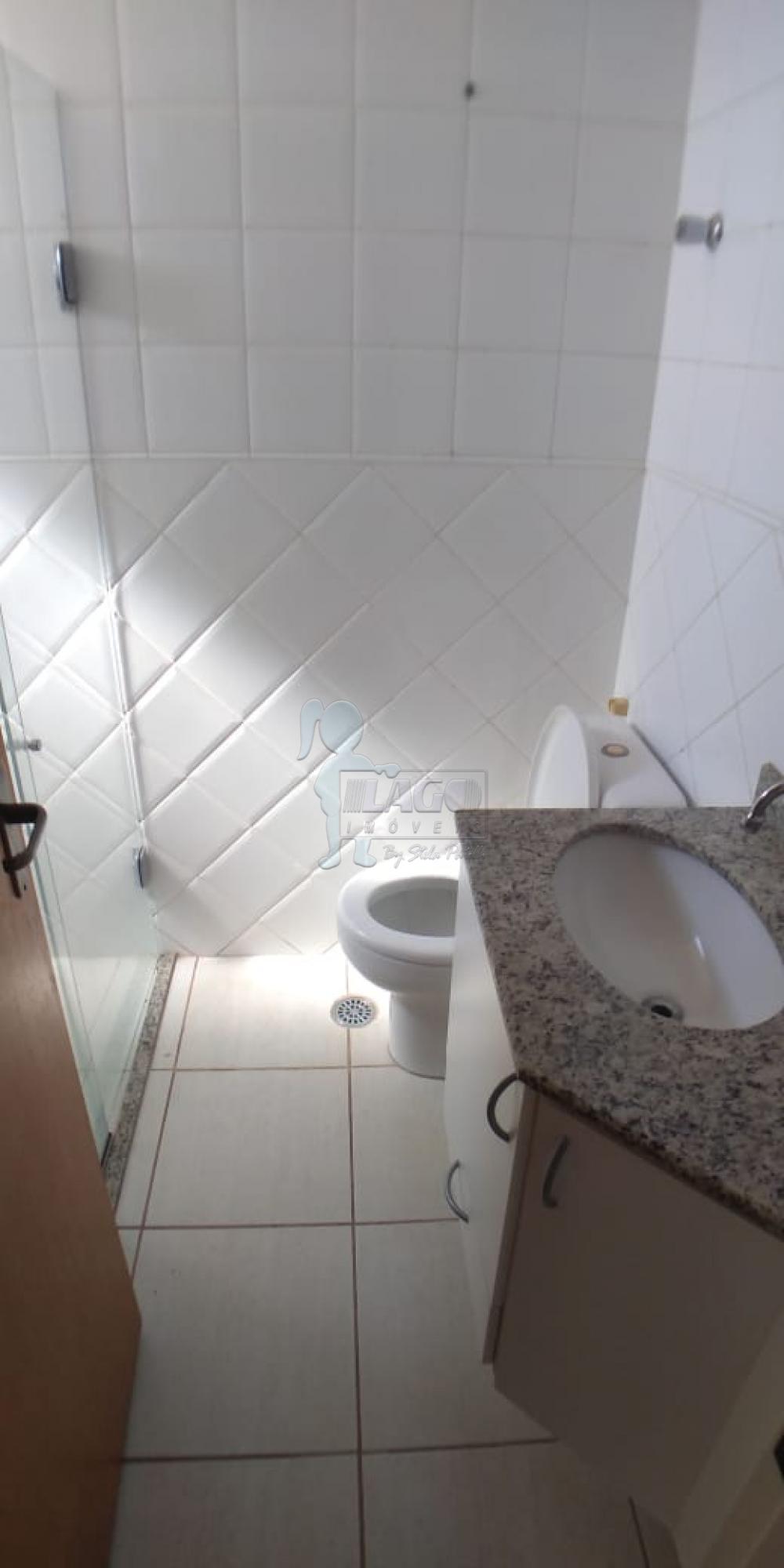 Alugar Apartamento / Padrão em Ribeirão Preto R$ 1.100,00 - Foto 11