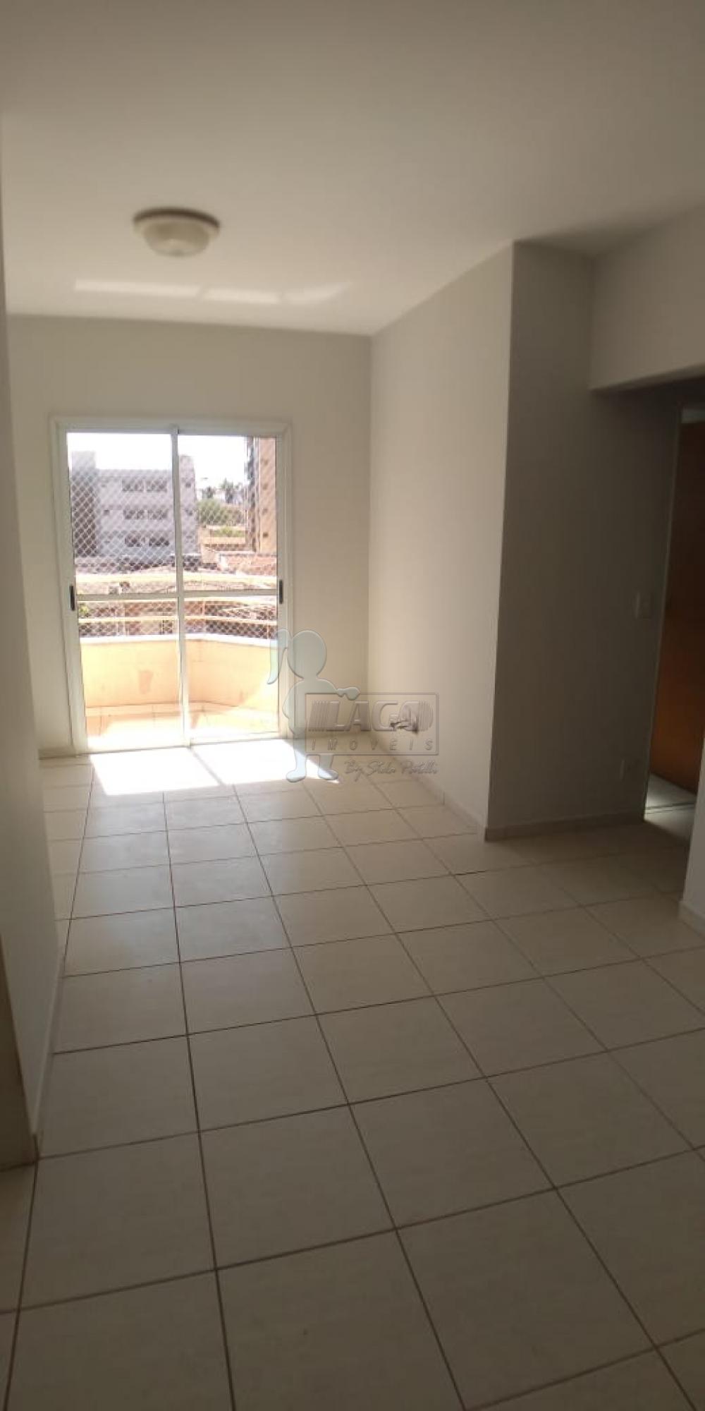 Alugar Apartamentos / Padrão em Ribeirão Preto R$ 1.100,00 - Foto 1