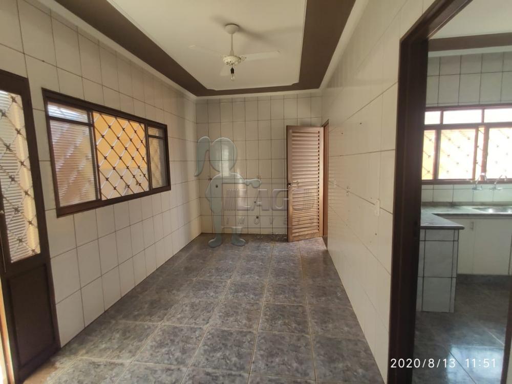 Alugar Casa / Padrão em Pradópolis R$ 3.000,00 - Foto 14