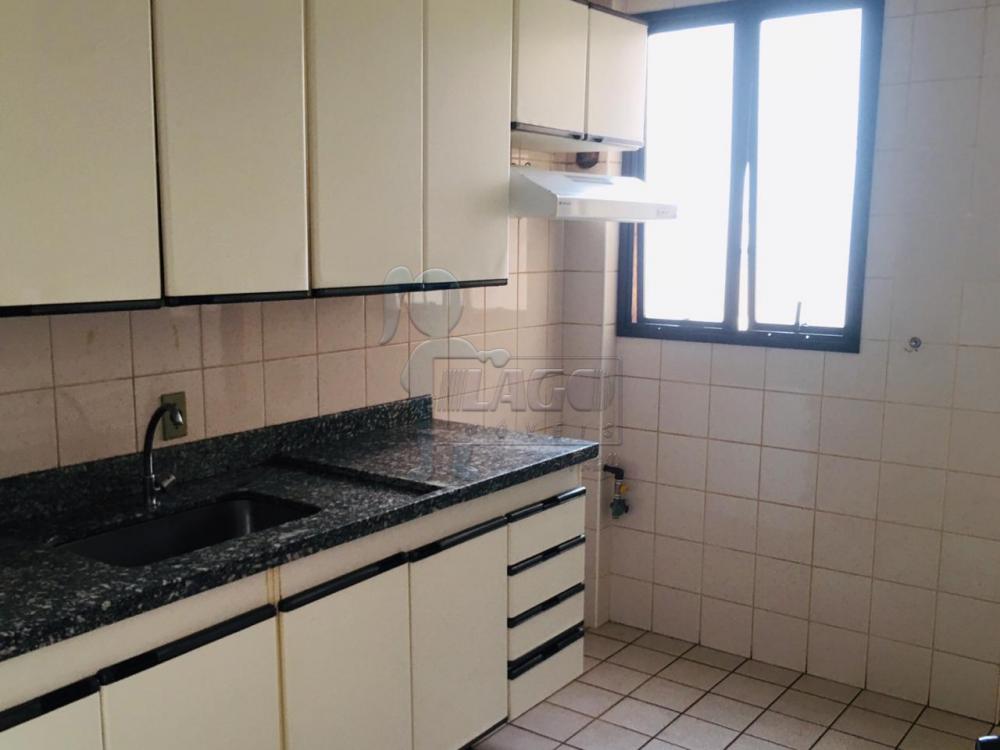 Alugar Apartamento / Padrão em Ribeirão Preto R$ 1.150,00 - Foto 16