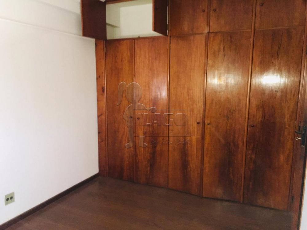 Alugar Apartamentos / Padrão em Ribeirão Preto R$ 1.300,00 - Foto 5