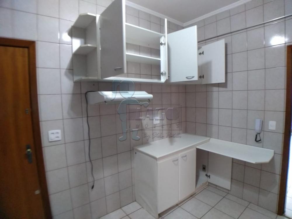 Alugar Apartamento / Padrão em Ribeirão Preto R$ 1.100,00 - Foto 10