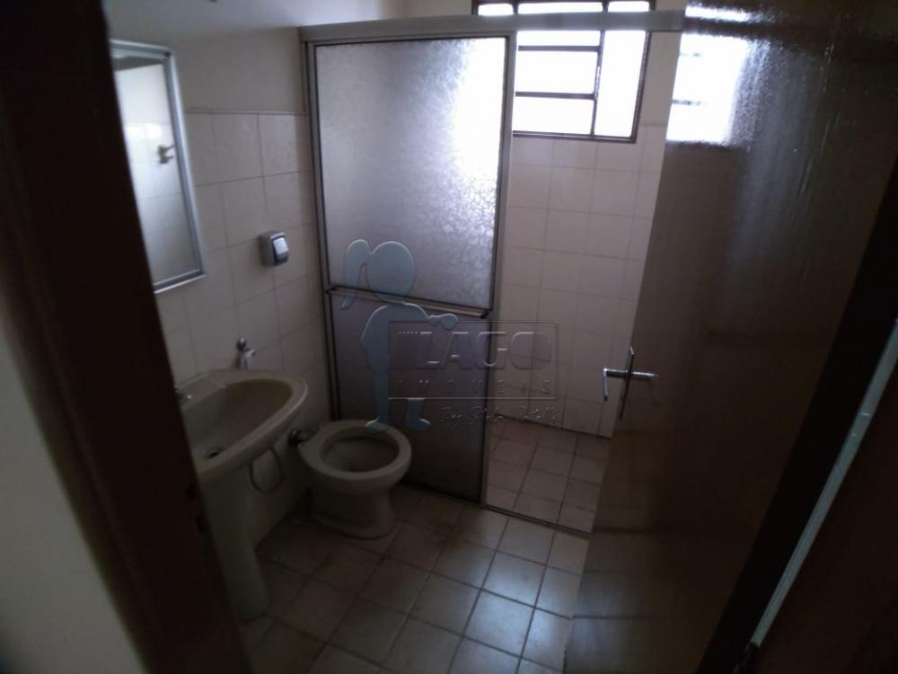 Alugar Casa / Padrão em Ribeirão Preto R$ 700,00 - Foto 8
