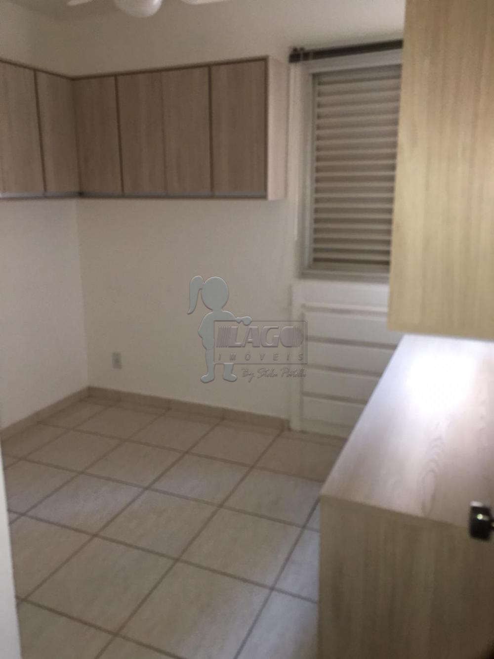 Alugar Apartamentos / Padrão em Ribeirão Preto R$ 1.800,00 - Foto 12