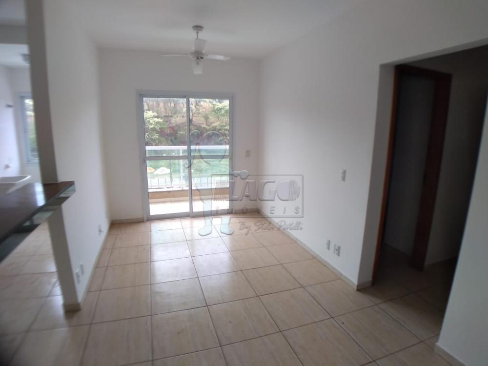 Alugar Apartamentos / Padrão em Ribeirão Preto R$ 1.300,00 - Foto 1