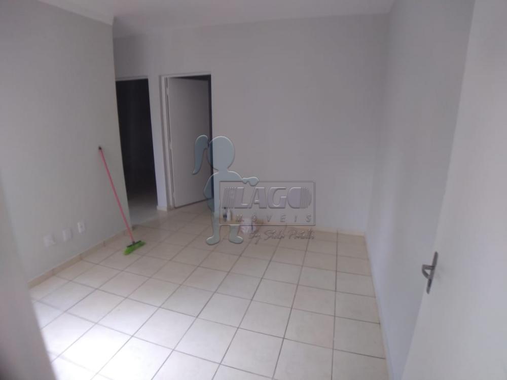 Alugar Apartamento / Padrão em Ribeirão Preto R$ 800,00 - Foto 1