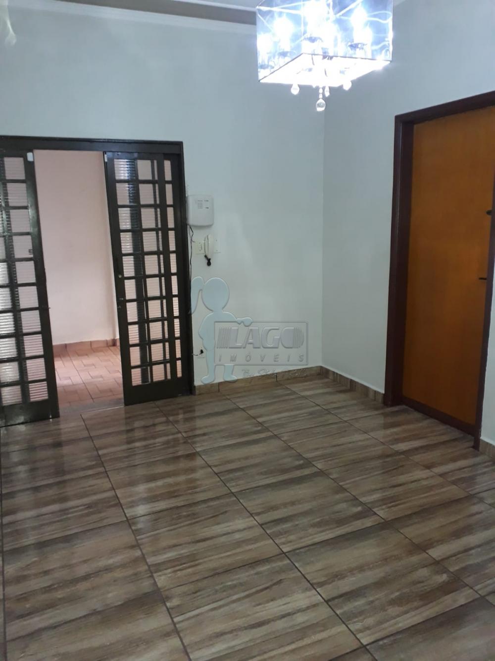 Alugar Casa / Padrão em Ribeirão Preto R$ 1.300,00 - Foto 4