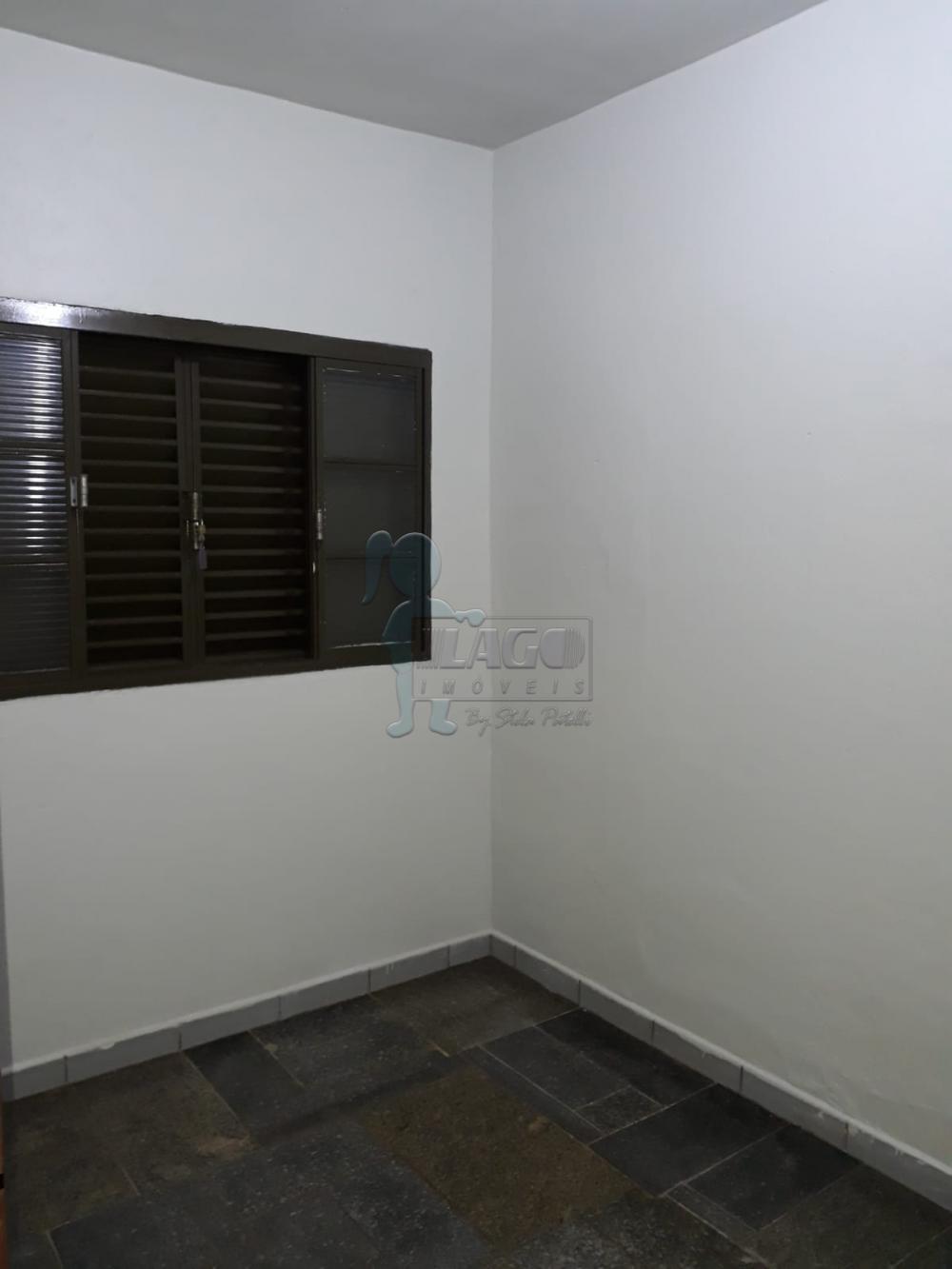 Alugar Casa / Padrão em Ribeirão Preto R$ 1.300,00 - Foto 17