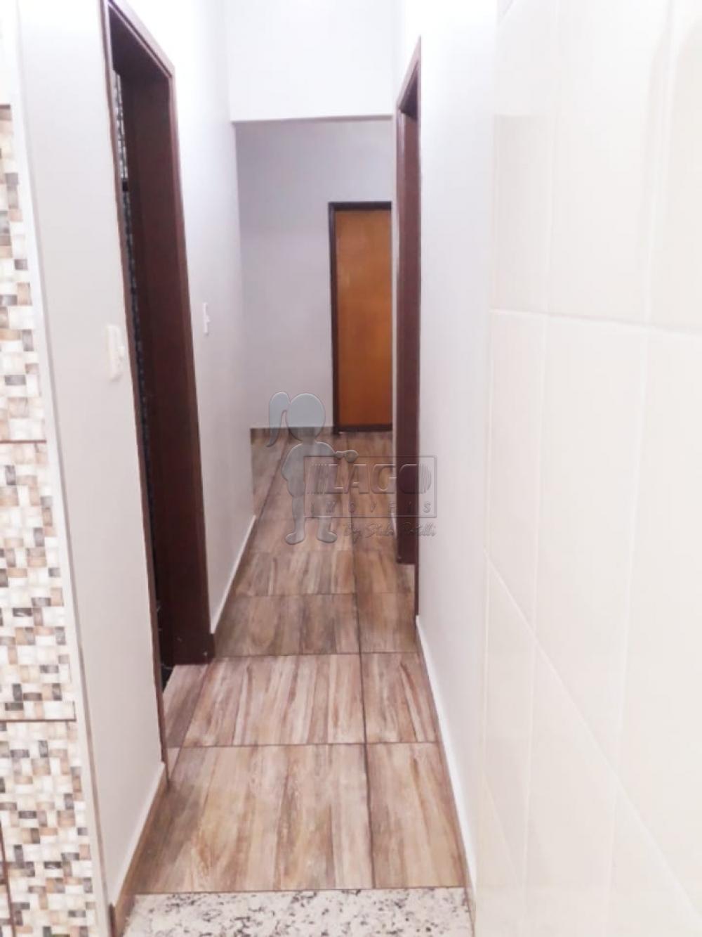 Alugar Casa / Padrão em Ribeirão Preto R$ 1.300,00 - Foto 18