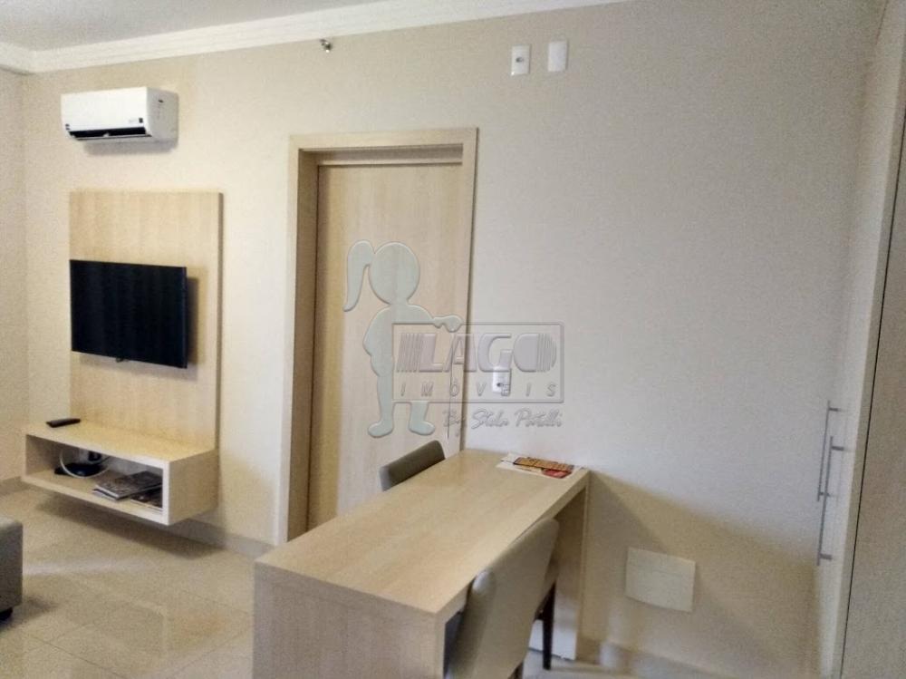 Alugar Apartamento / Padrão em Ribeirão Preto R$ 2.000,00 - Foto 3