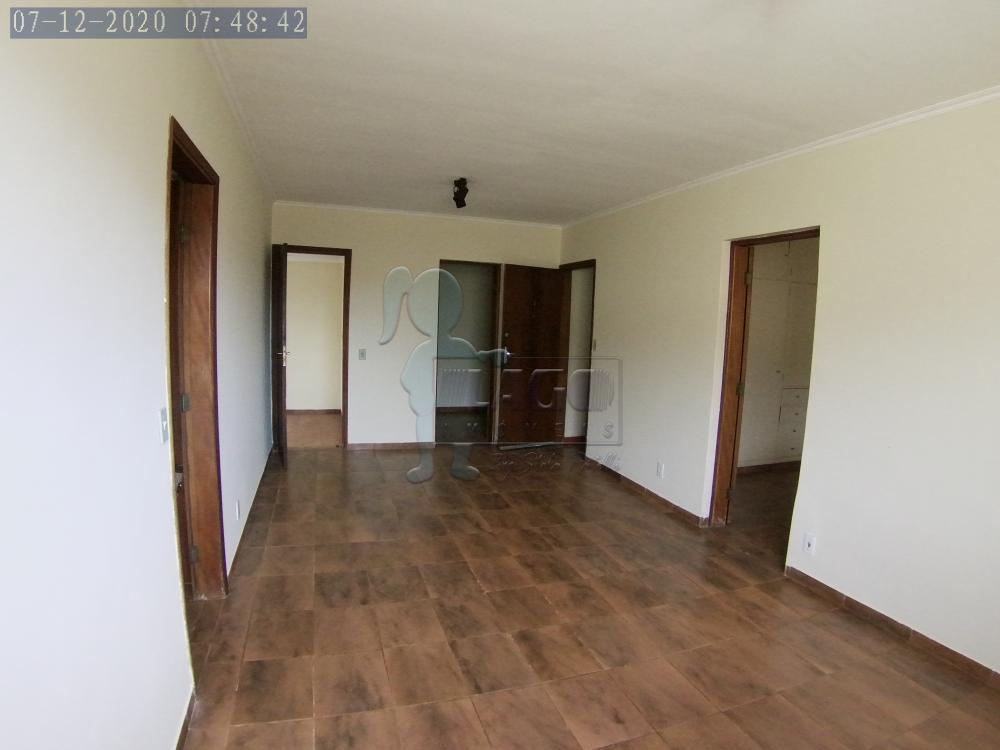 Alugar Apartamento / Padrão em Ribeirão Preto R$ 1.200,00 - Foto 2