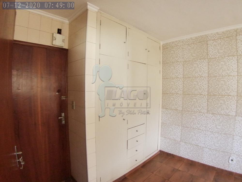 Alugar Apartamento / Padrão em Ribeirão Preto R$ 1.200,00 - Foto 3