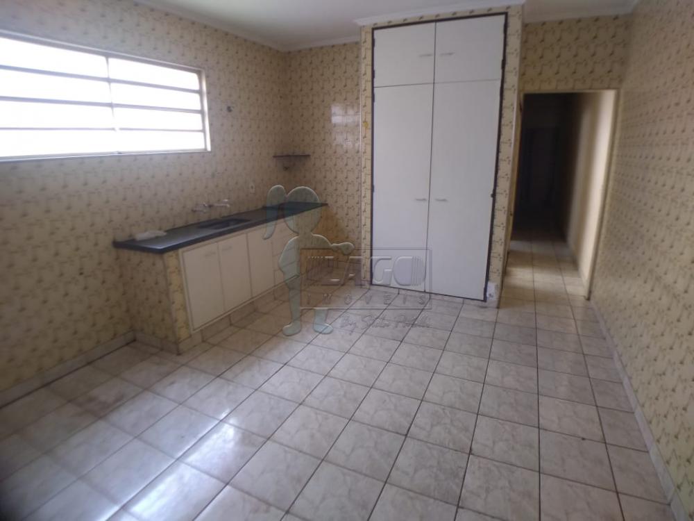 Alugar Casa / Padrão em Ribeirão Preto R$ 900,00 - Foto 10