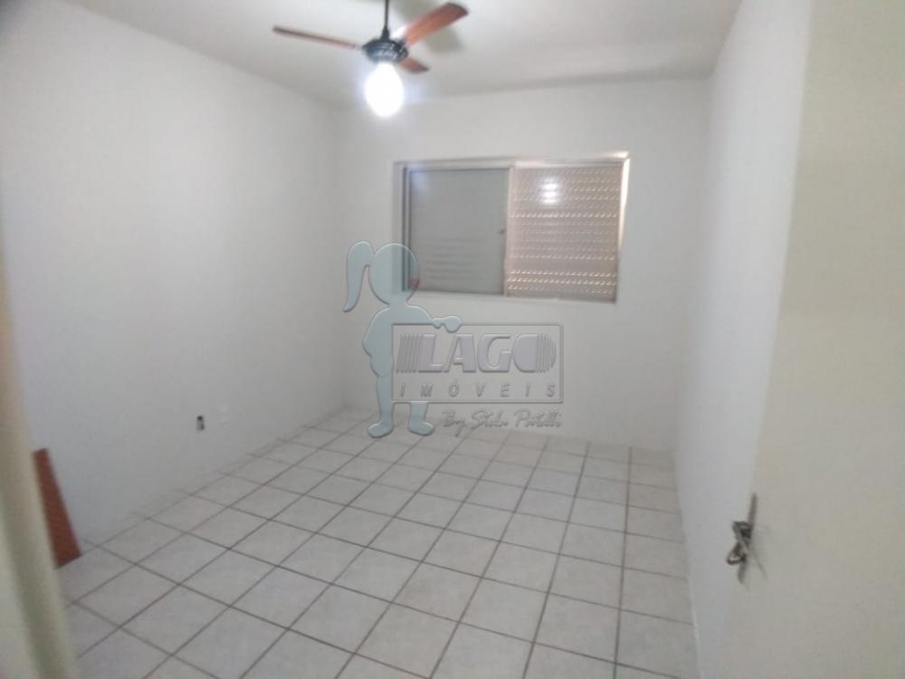 Alugar Apartamento / Padrão em Ribeirão Preto R$ 800,00 - Foto 4