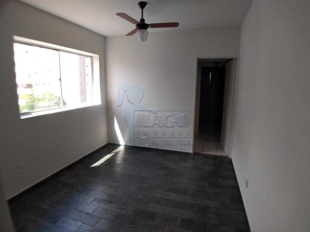 Alugar Apartamento / Padrão em Ribeirão Preto R$ 800,00 - Foto 1