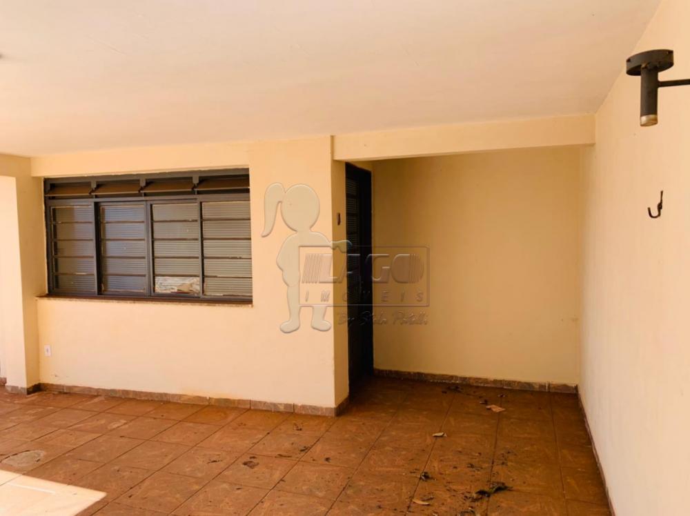 Alugar Casa / Padrão em Ribeirão Preto R$ 2.000,00 - Foto 1