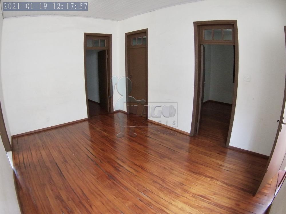 Alugar Casa / Padrão em Ribeirão Preto R$ 1.500,00 - Foto 3