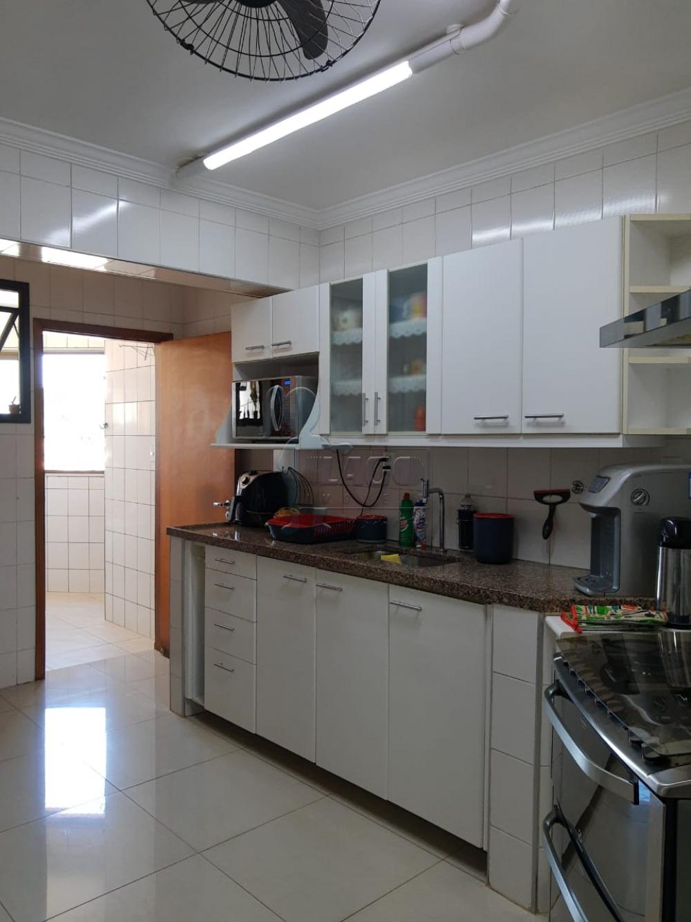 Comprar Apartamentos / Padrão em Ribeirão Preto R$ 397.000,00 - Foto 5