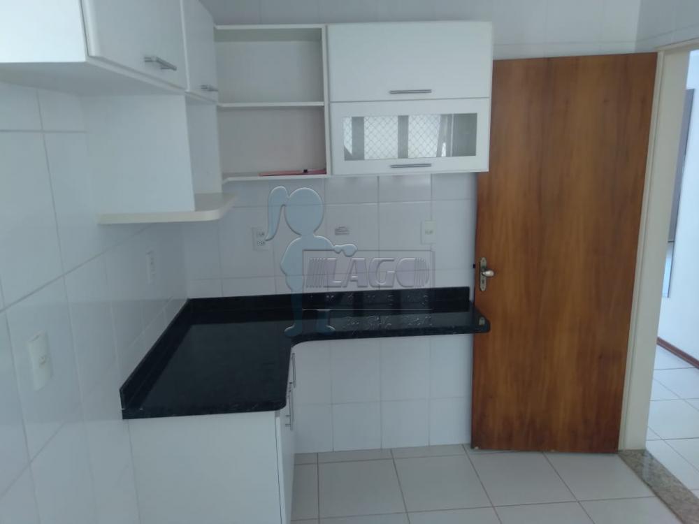 Alugar Apartamentos / Padrão em Ribeirão Preto R$ 850,00 - Foto 4
