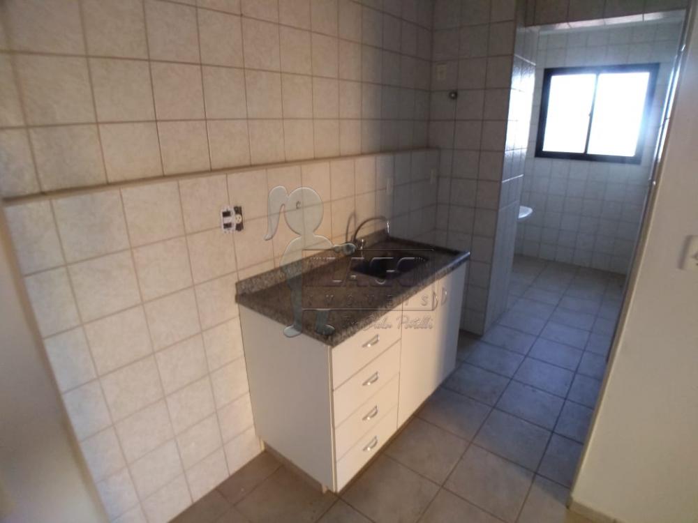 Alugar Apartamento / Padrão em Ribeirão Preto R$ 800,00 - Foto 3