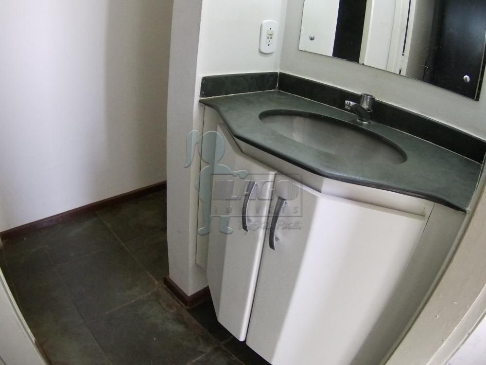 Alugar Apartamento / Padrão em Ribeirão Preto R$ 850,00 - Foto 17