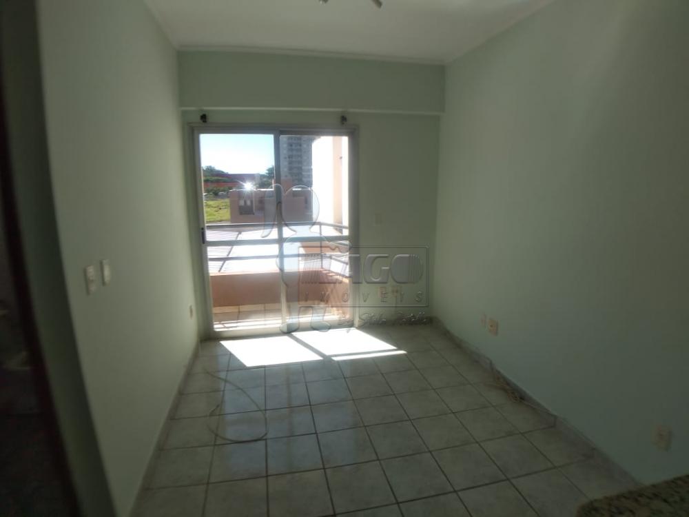 Alugar Apartamento / Padrão em Ribeirão Preto R$ 730,00 - Foto 1