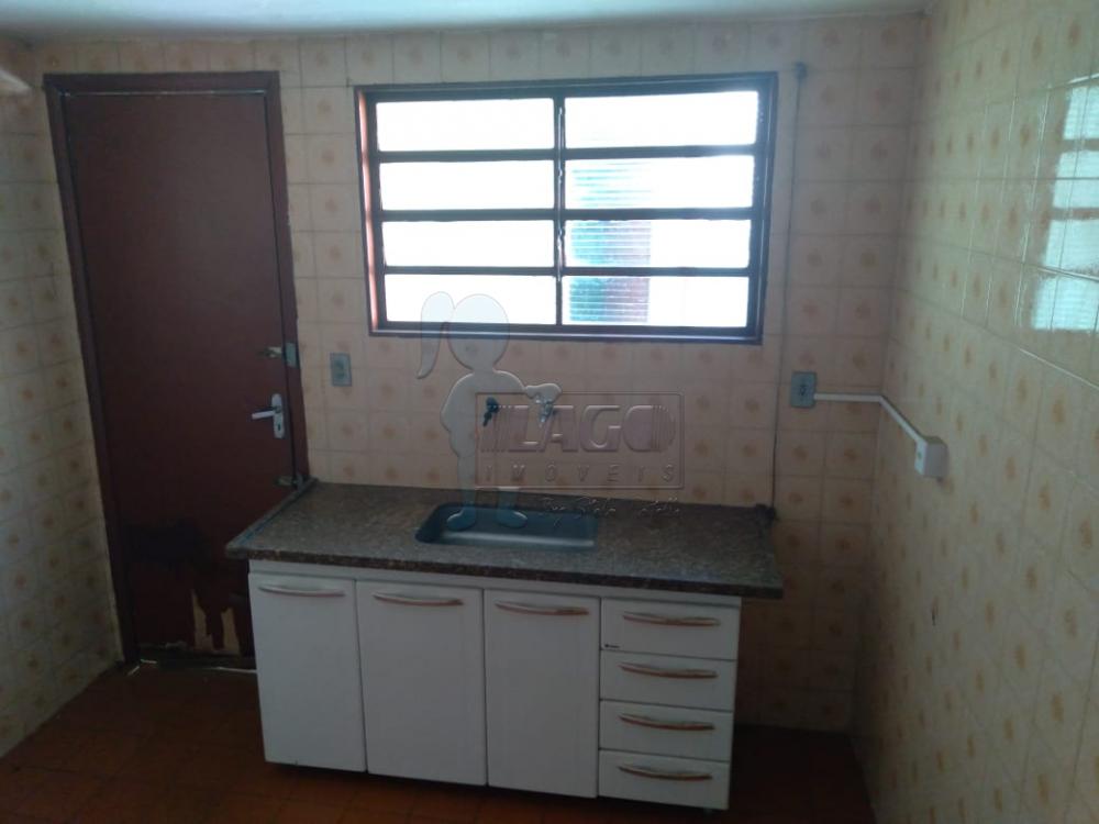 Alugar Casa / Padrão em Ribeirão Preto R$ 1.200,00 - Foto 18