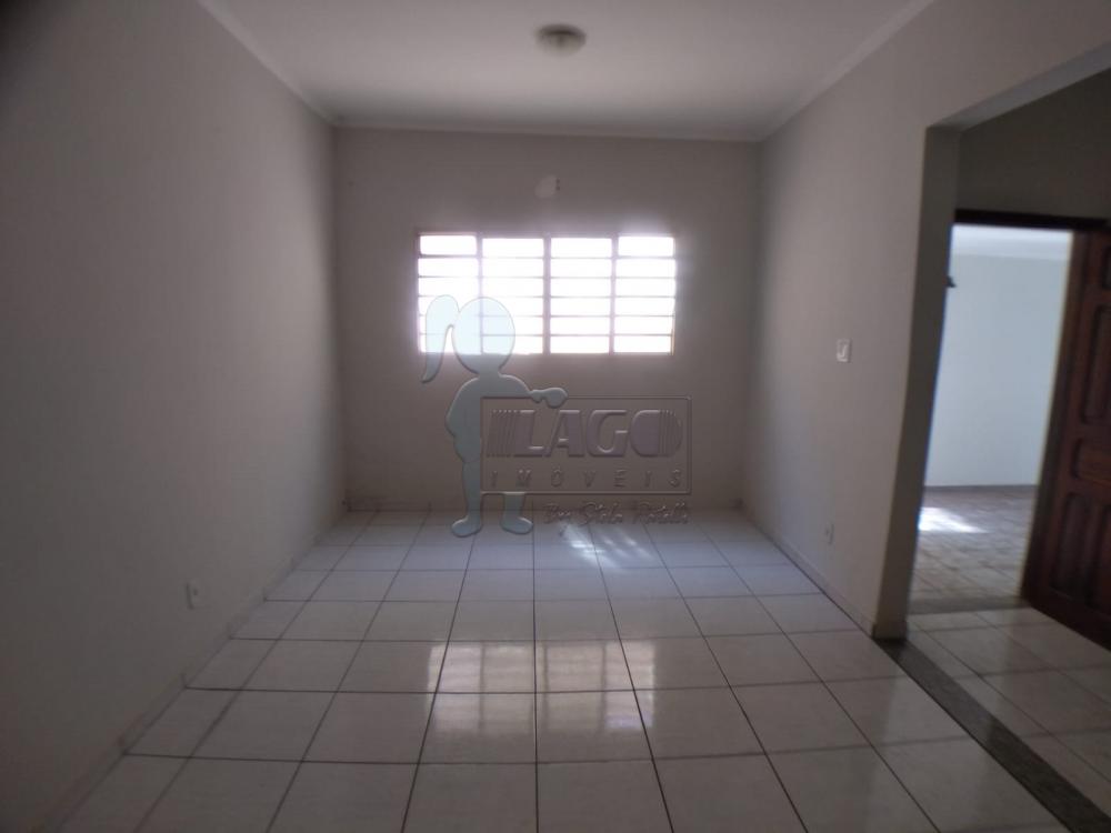 Alugar Casa / Padrão em Ribeirão Preto R$ 1.200,00 - Foto 2