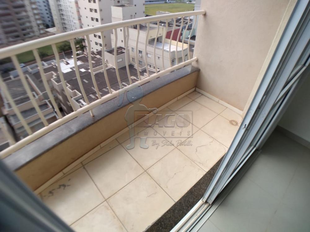 Alugar Apartamentos / Padrão em Ribeirão Preto R$ 1.300,00 - Foto 3