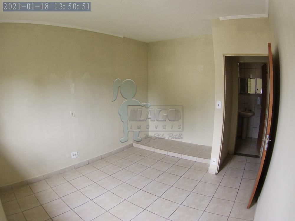 Alugar Casa / Padrão em Ribeirão Preto R$ 512,00 - Foto 12