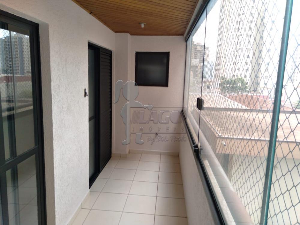 Alugar Apartamentos / Padrão em Ribeirão Preto R$ 1.700,00 - Foto 2