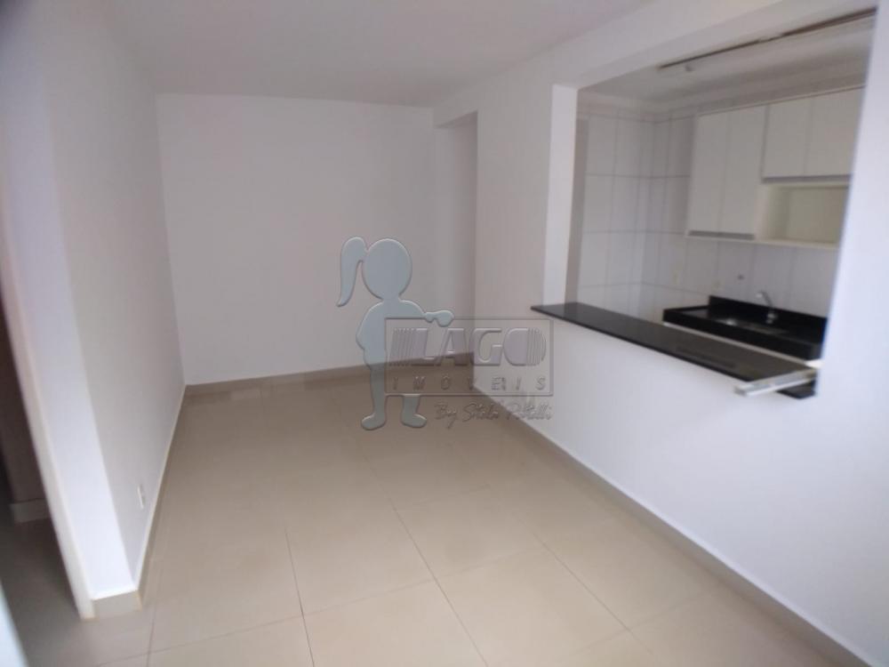 Alugar Apartamento / Padrão em Ribeirão Preto R$ 950,00 - Foto 1