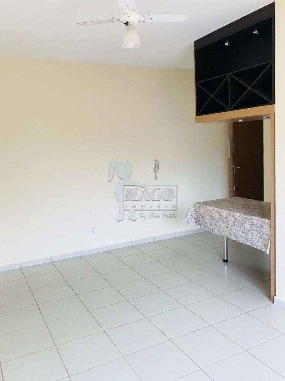 Alugar Apartamento / Padrão em Ribeirão Preto R$ 900,00 - Foto 2